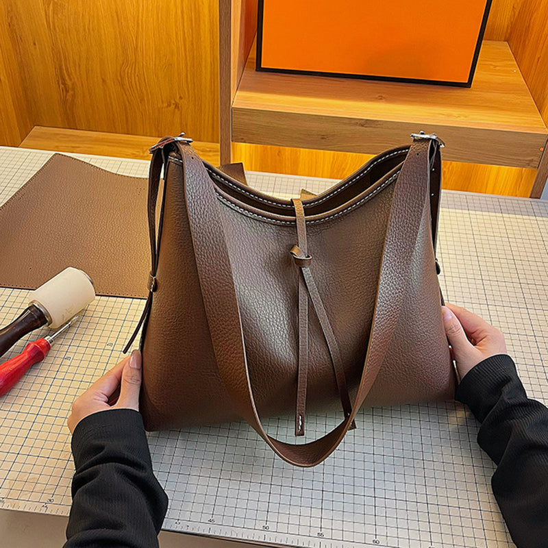Handsewn shoulder bag with DIY material, perfect as a thoughtful gift