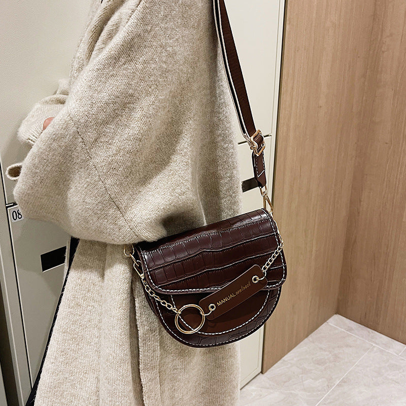 Handmade retro high-end messenger bag