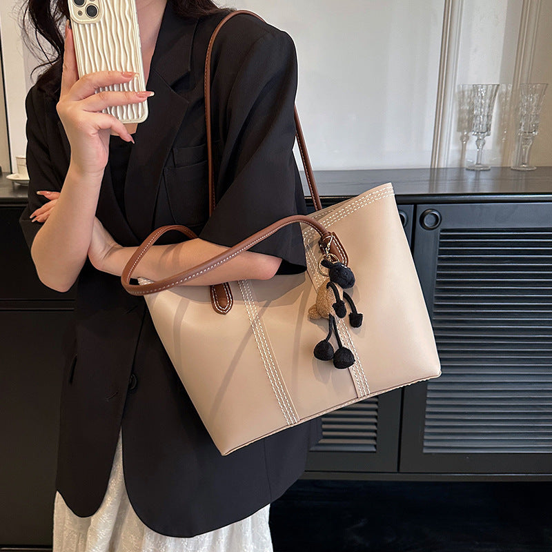 Tote bag fashionable niche commuter bag