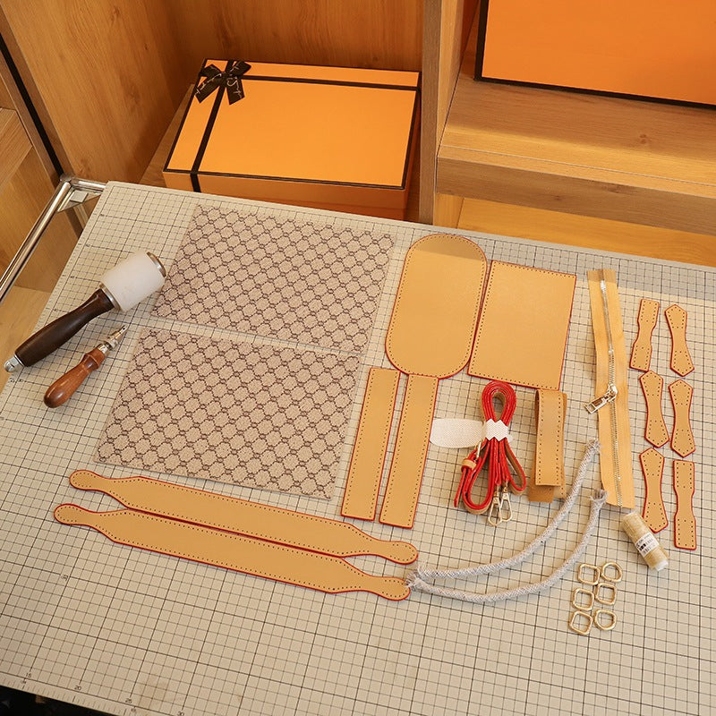 Make your own hand-woven tote bag for your girlfriend