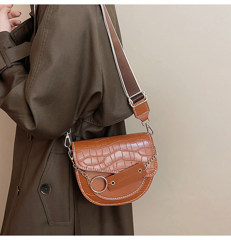 Handmade retro high-end messenger bag