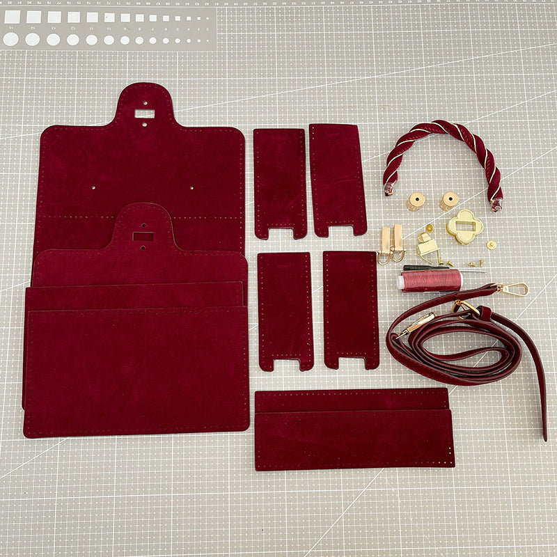 Handmade| Suede small square bag