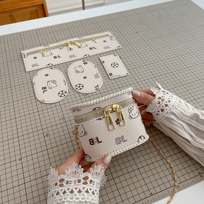 Trendy printed coin bucket bag