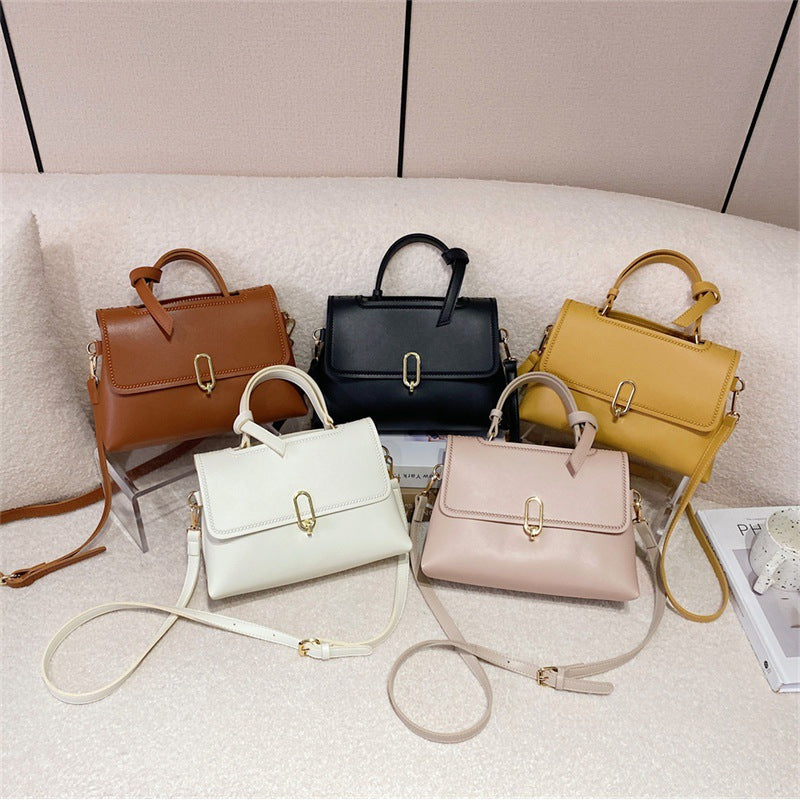 Handmade|  Fashionable small square bag