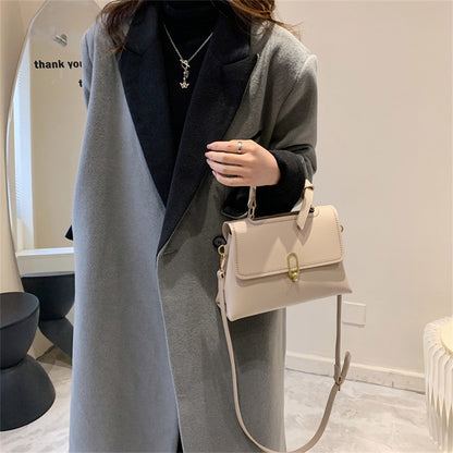 Handmade|  Fashionable small square bag