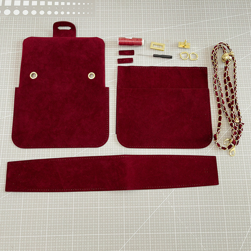 Handmade|  Little Chanel-style bag